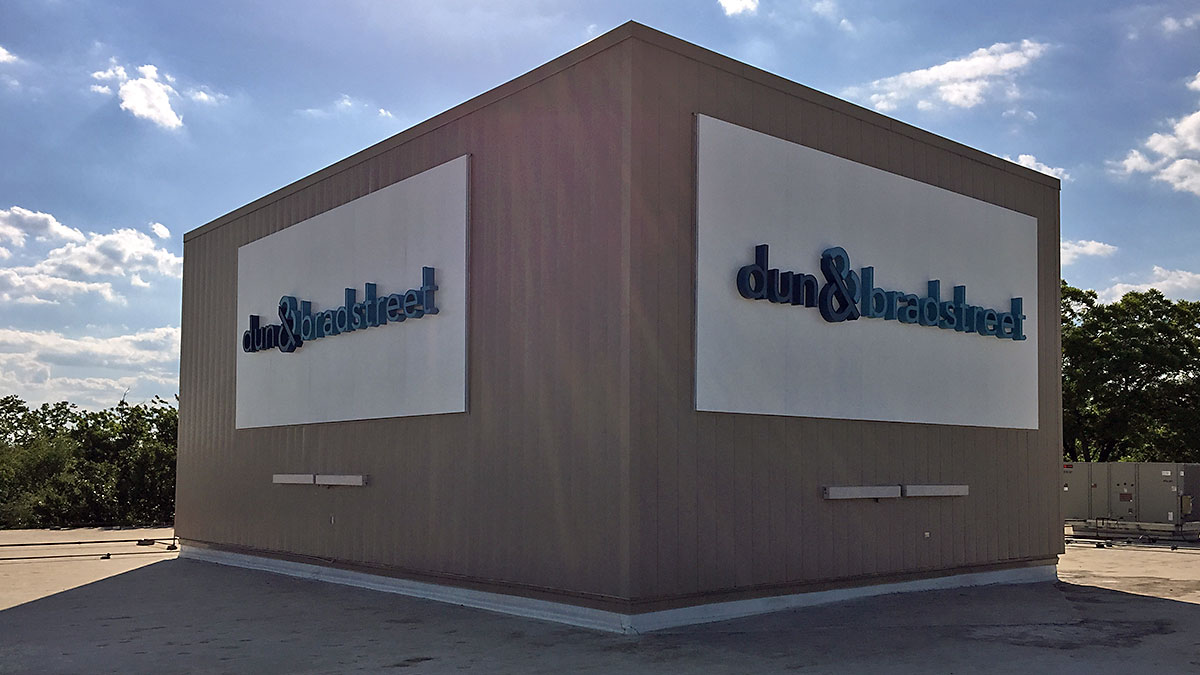 Dun & Bradstreet Sign Built And Installed By Texas Custom Signs